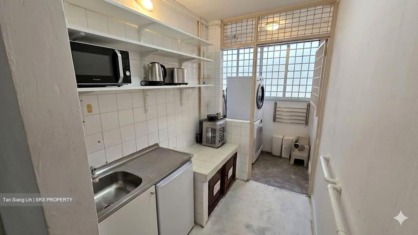 Blk 72 Circuit Road (Geylang), HDB 2 Rooms #570907271